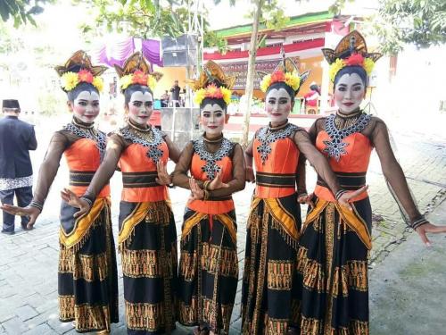 Seni Tari SMKN Sugihwaras